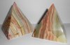 Speckstein Pyramide Onyx-Marmor 75 mm